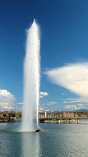 Lake Burley Griffin Fountain, ACT.